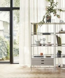 Hubsch Green Ceramic Pot with Legs Medium