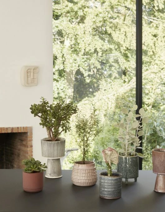 Hubsch Fluted Ceramic Pot in Purple/Brown Medium