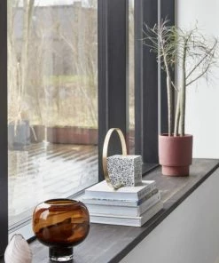 Hubsch 14 x 16cm Maceta Bordeaux Cement Pot