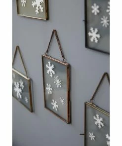 Hubsch Set of 2 Photo Frames With Matching Chain