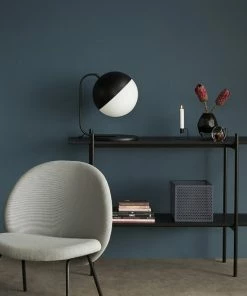 Hubsch Black Metal Table Lamp