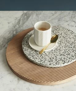 Hubsch 16 Pieces Gold Cutlery Set