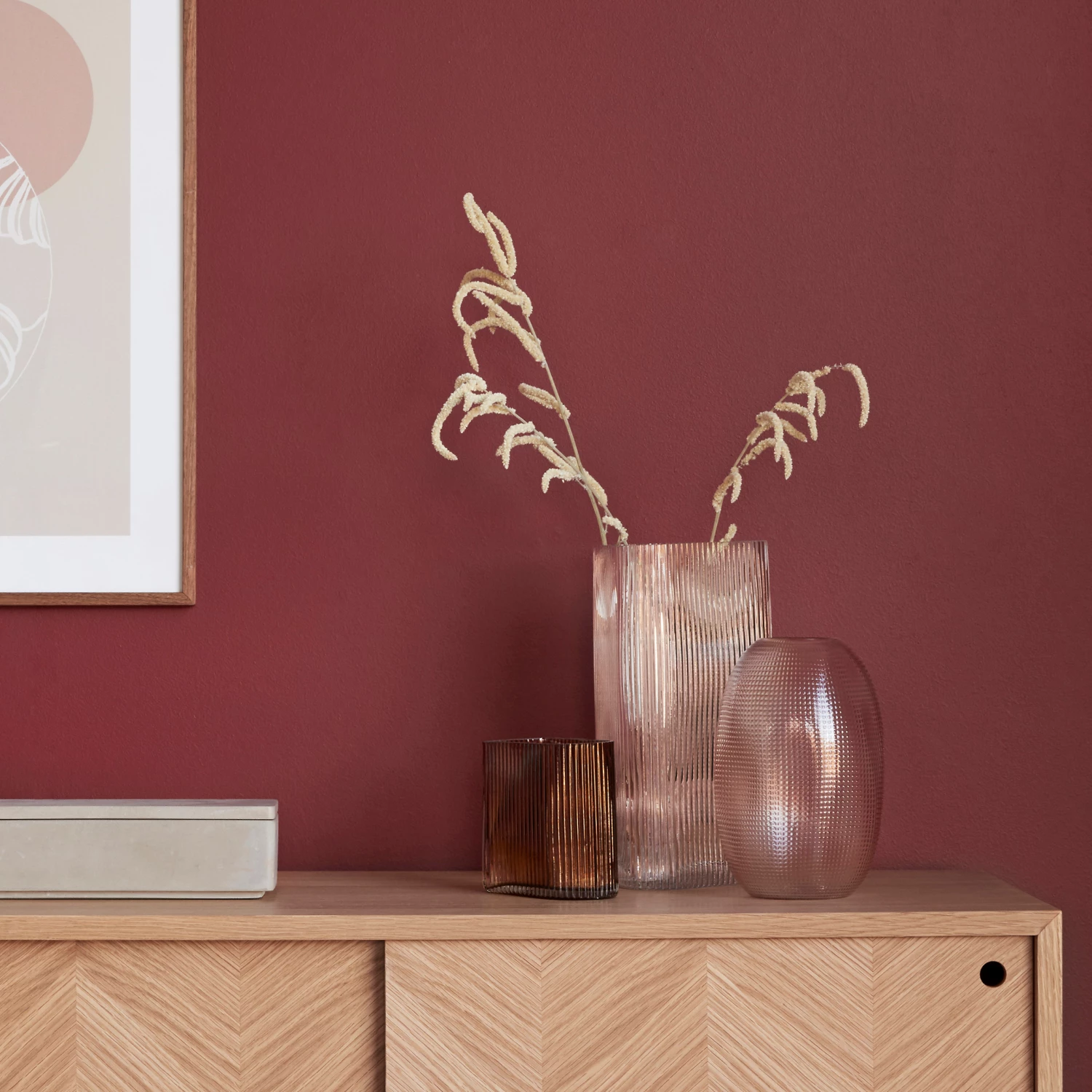 Hubsch Textured Pink Glass Vase